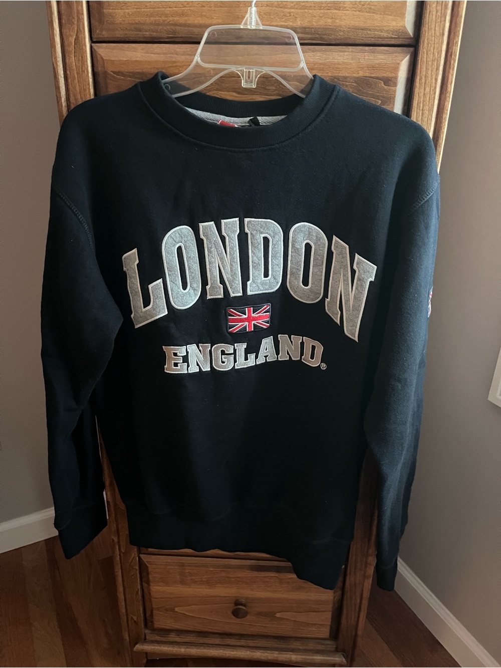 London England Crewneck Sweatshirt - Navy Blue with Embroidery